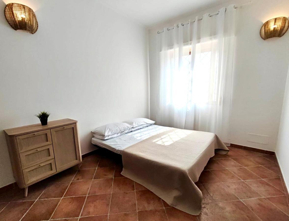 Villa Singola Amanda - 500M Dal Mare Pulsano Bagian luar foto